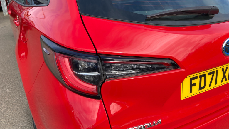 Toyota Corolla 1.8 VVT-i Hybrid Icon Tech 5dr CVT Hybrid Estate